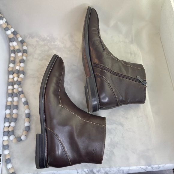Hugo Boss Elegant Dark Brown Leather Men's Boots Size 9 - Picture 5 of 10